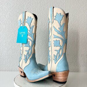 Lane Women's Blue and Cream Heeled Boots